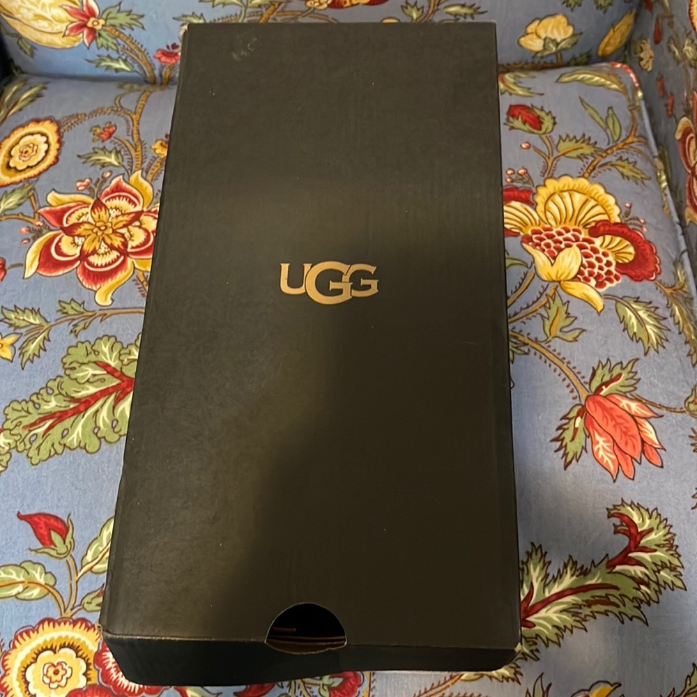 Men’s UGG Ascot Slippers
